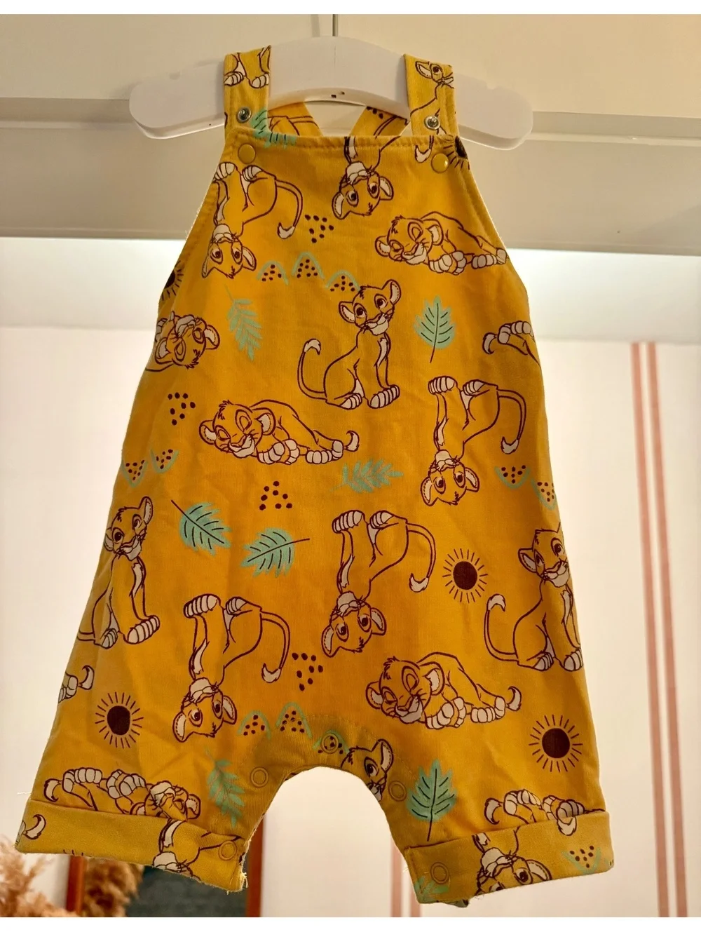 Disney Lion king Simba Romper Sz 6-9 Months EUC